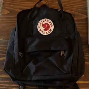 Fjallraven Kånken Small Backpack